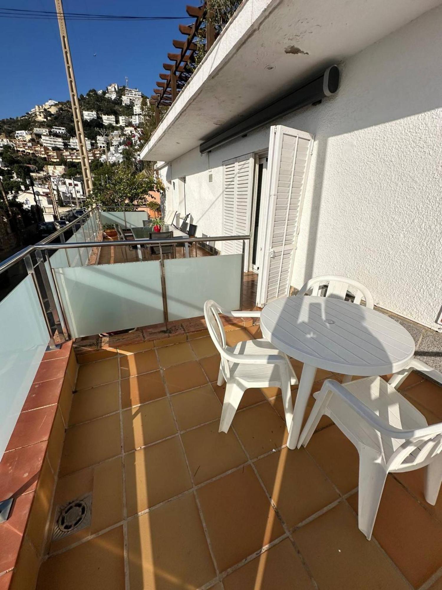 Bonito Cerca De La Playa Con Gran Terraza Av-04 * Roses