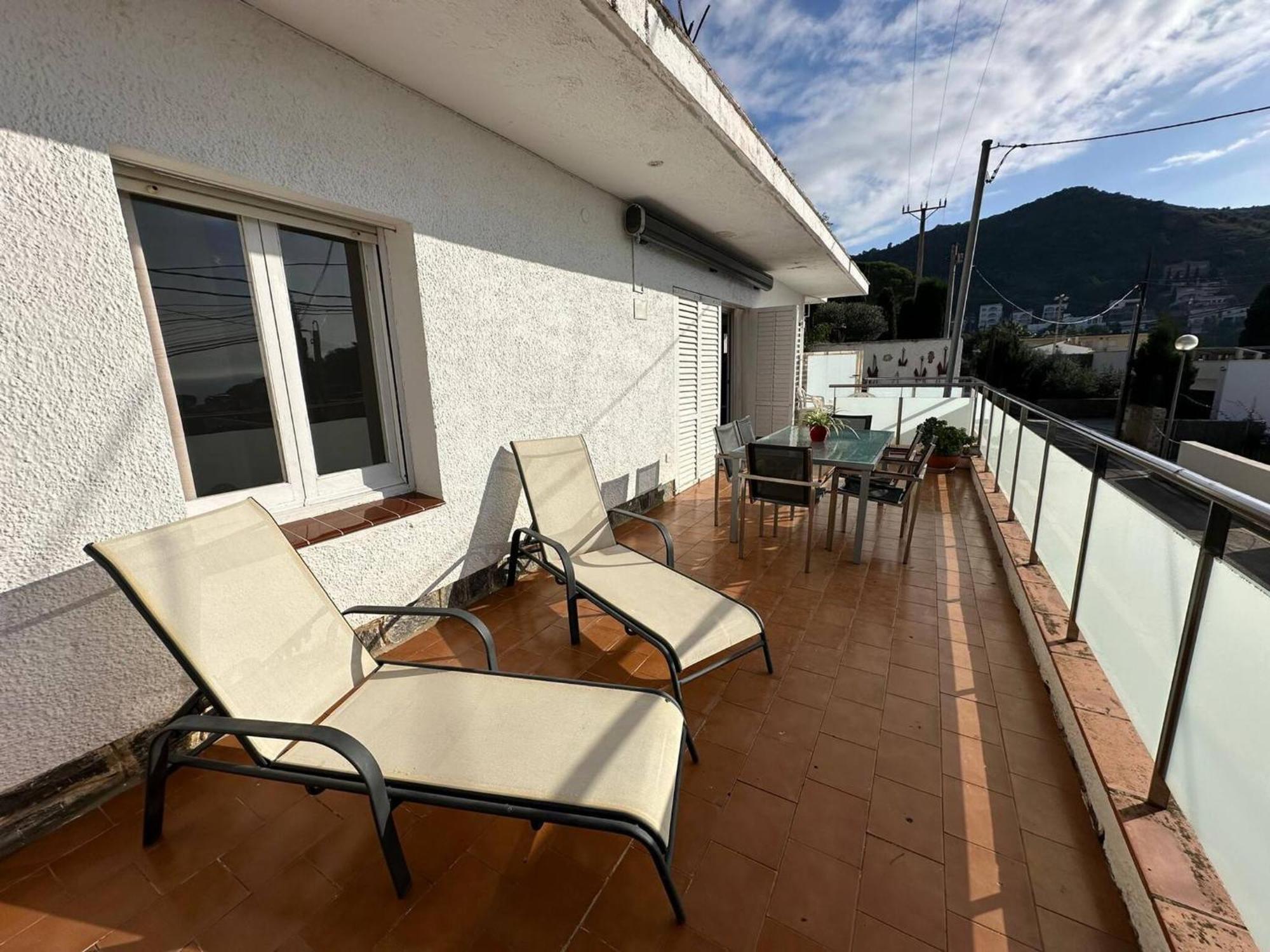 Bonito Cerca De La Playa Con Gran Terraza Av-04 Apartment