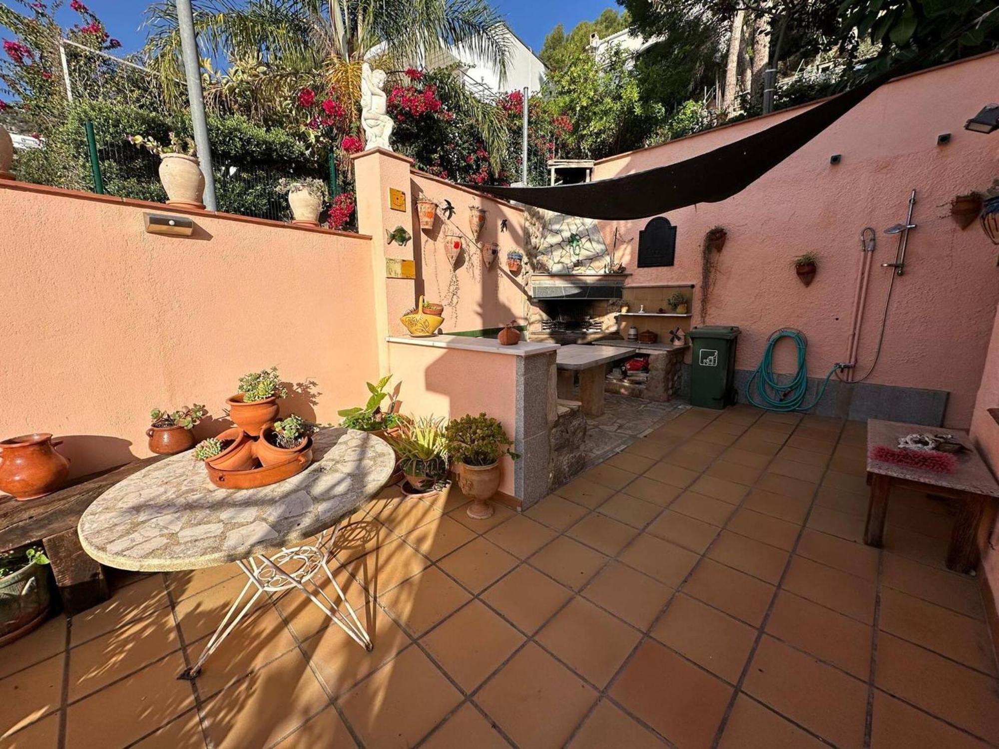 Bonito Cerca De La Playa Con Gran Terraza Av-04 Apartment Roses